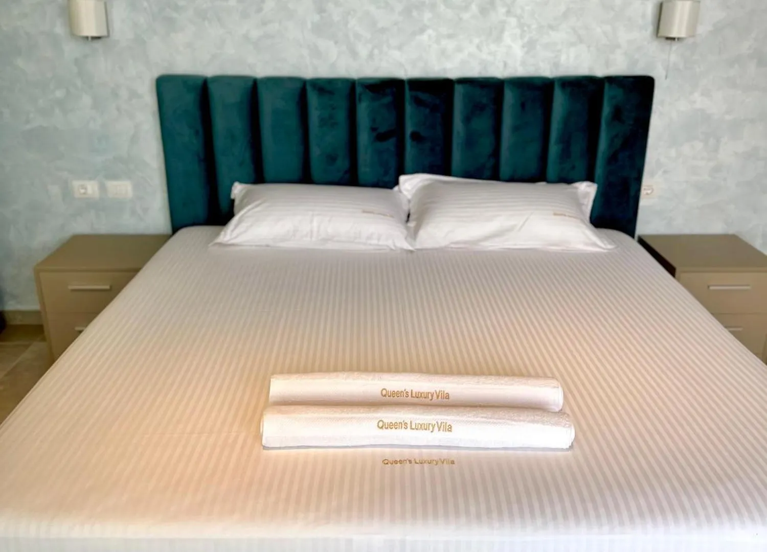 Queens Luxury Vila 111B Vlore 0*,  Albania