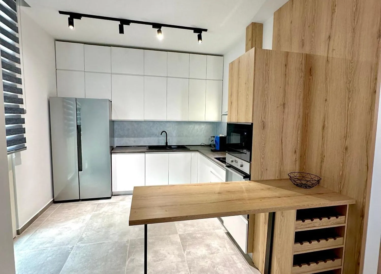 Queens Luxury Vila 111B Vlorë 0*,