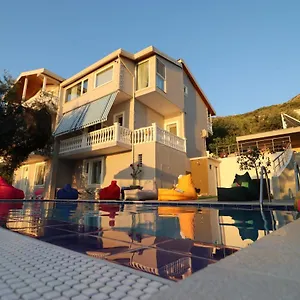 Elarad Vlore